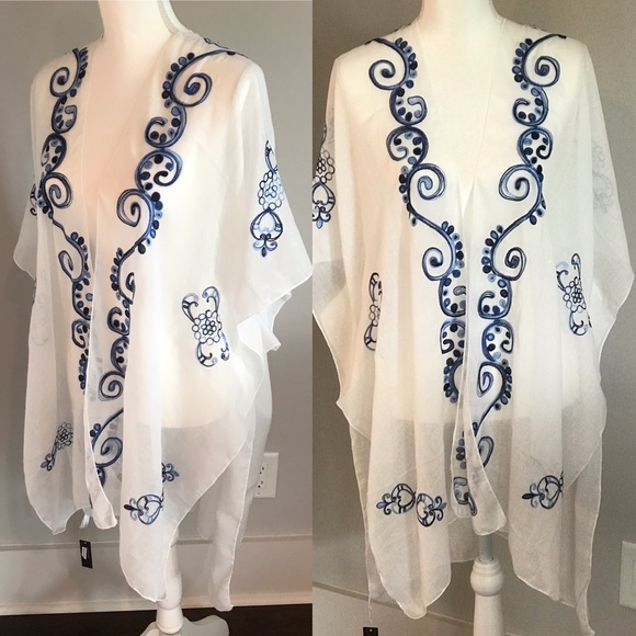 White with Blue Embroidery Kimono Cover Up Boho - Picture 2 of 7